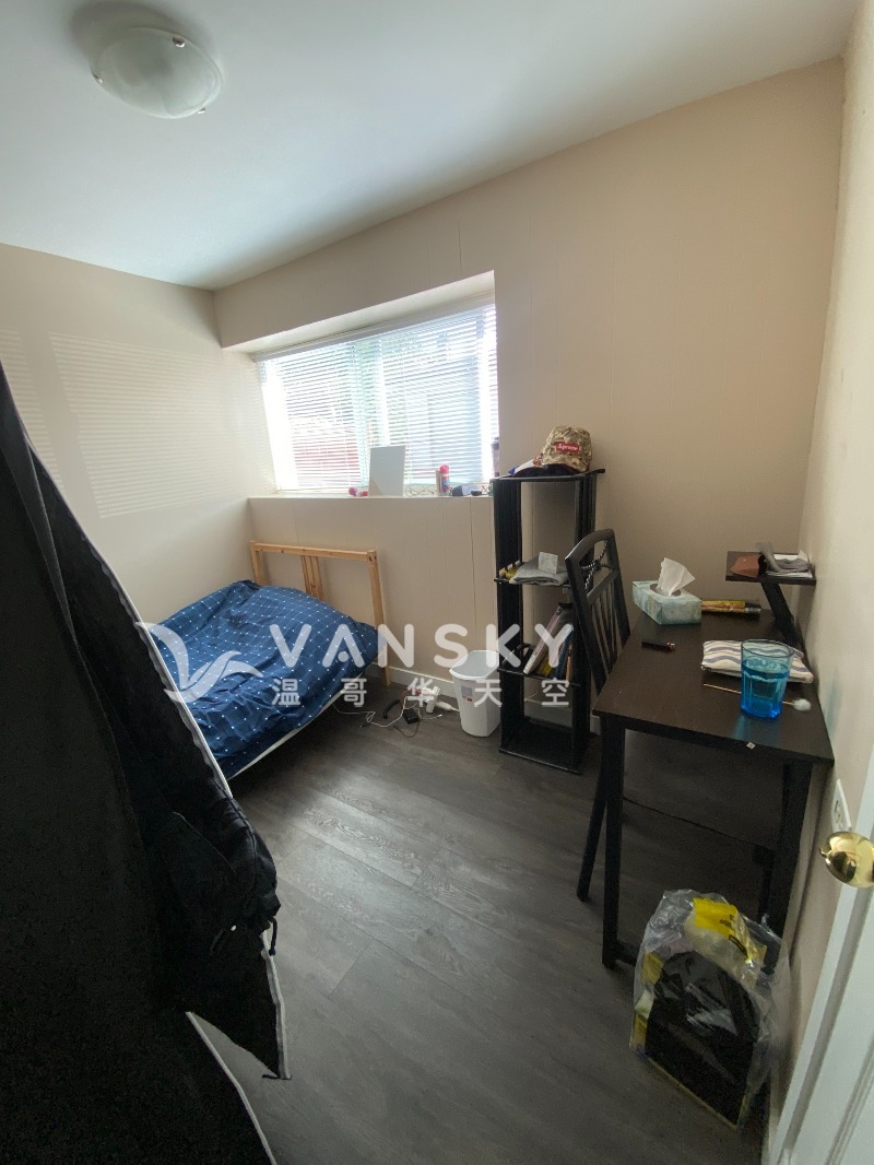 260207152149_Room 4.jpg